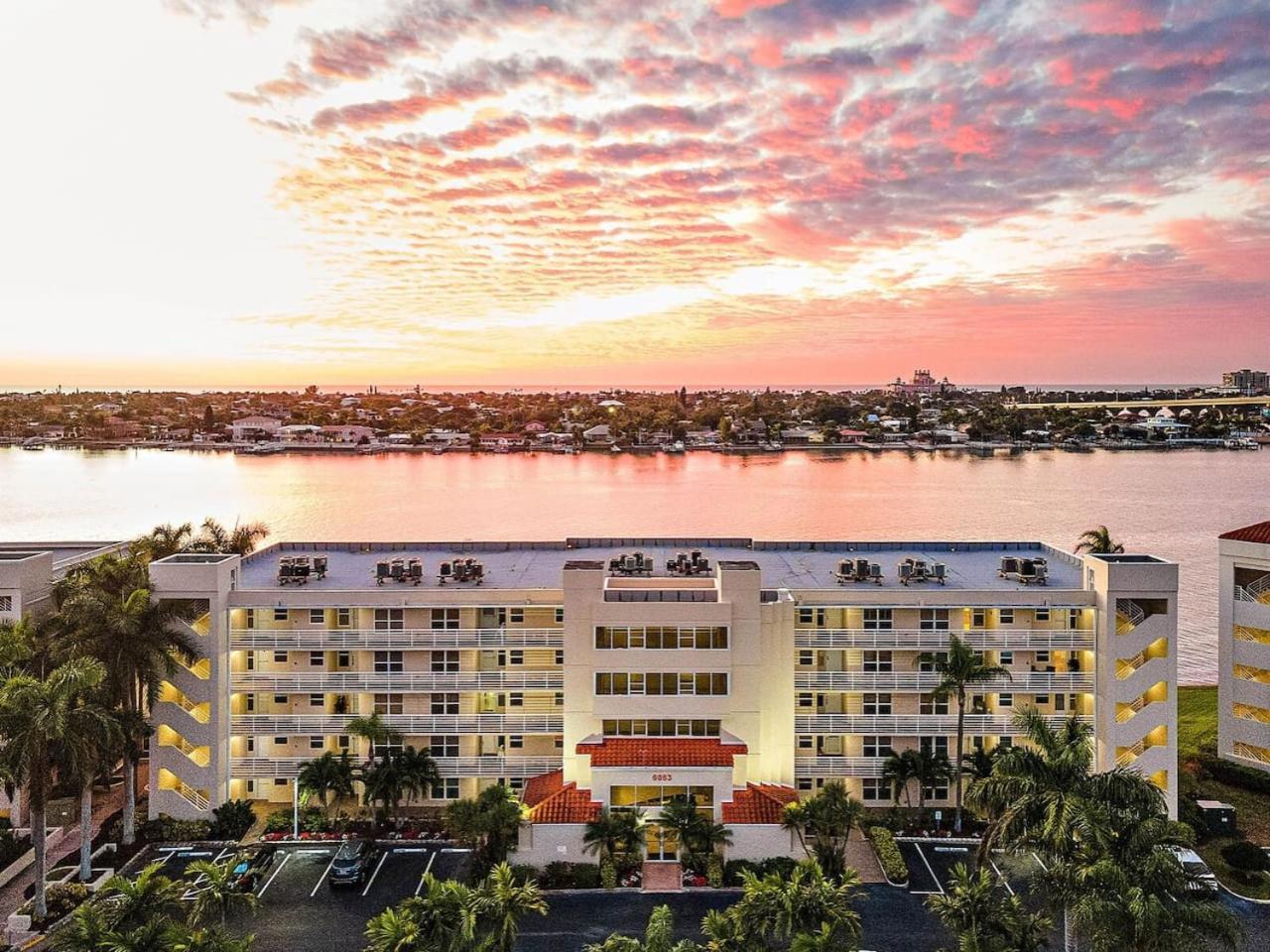 Вилла Bahia Vista 4Th Floor Bay View Isla Del Sol 2 Tierra Verde Экстерьер фото